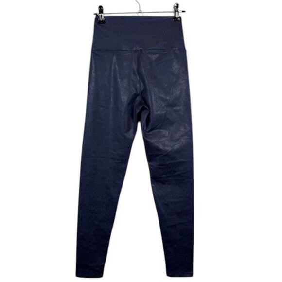 OFFLINE By Aerie The Hugger Crossover High Waisted Crackle Legging Blue Small - Picture 4 of 12